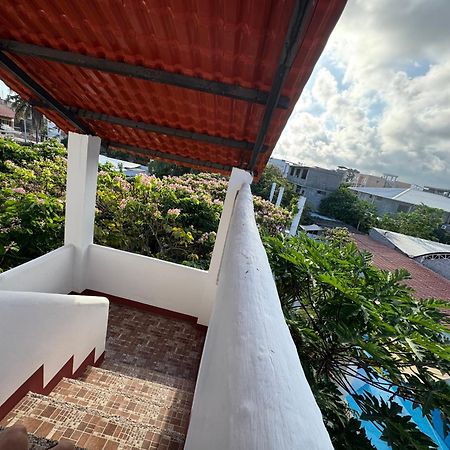 The Galapagos Pearl B&B Puerto Ayora  Zewnętrze zdjęcie