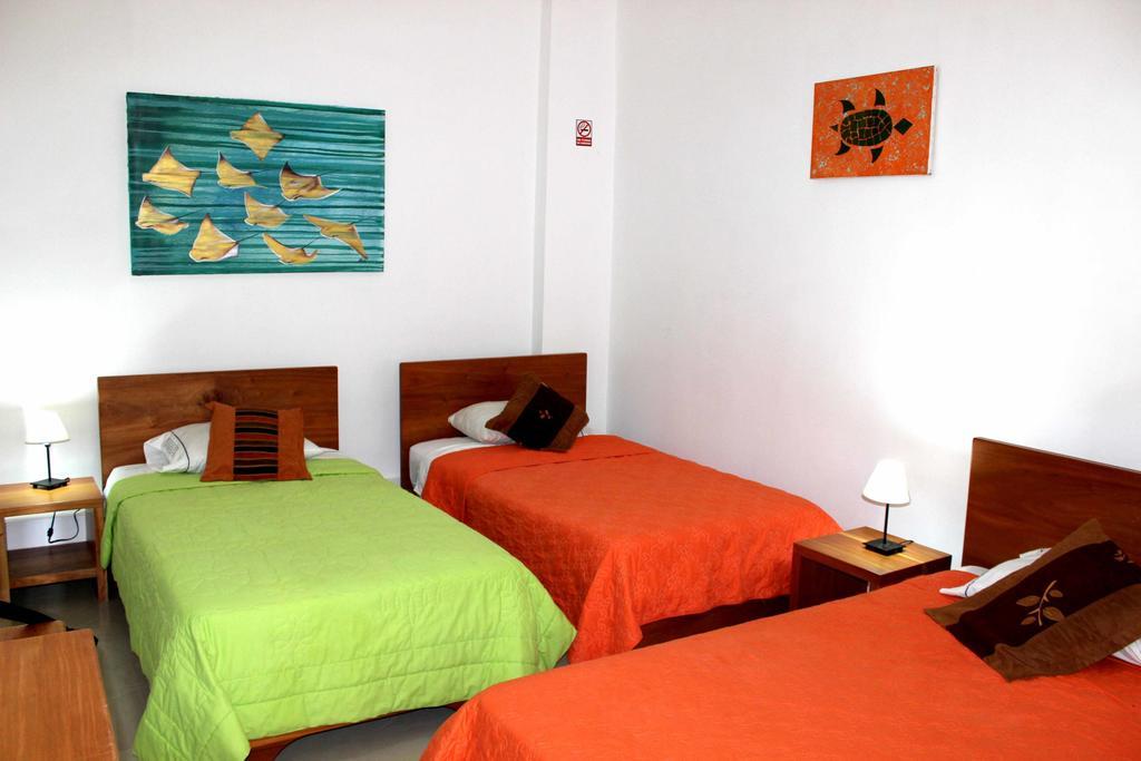 The Galapagos Pearl B&B Puerto Ayora  Pokój zdjęcie