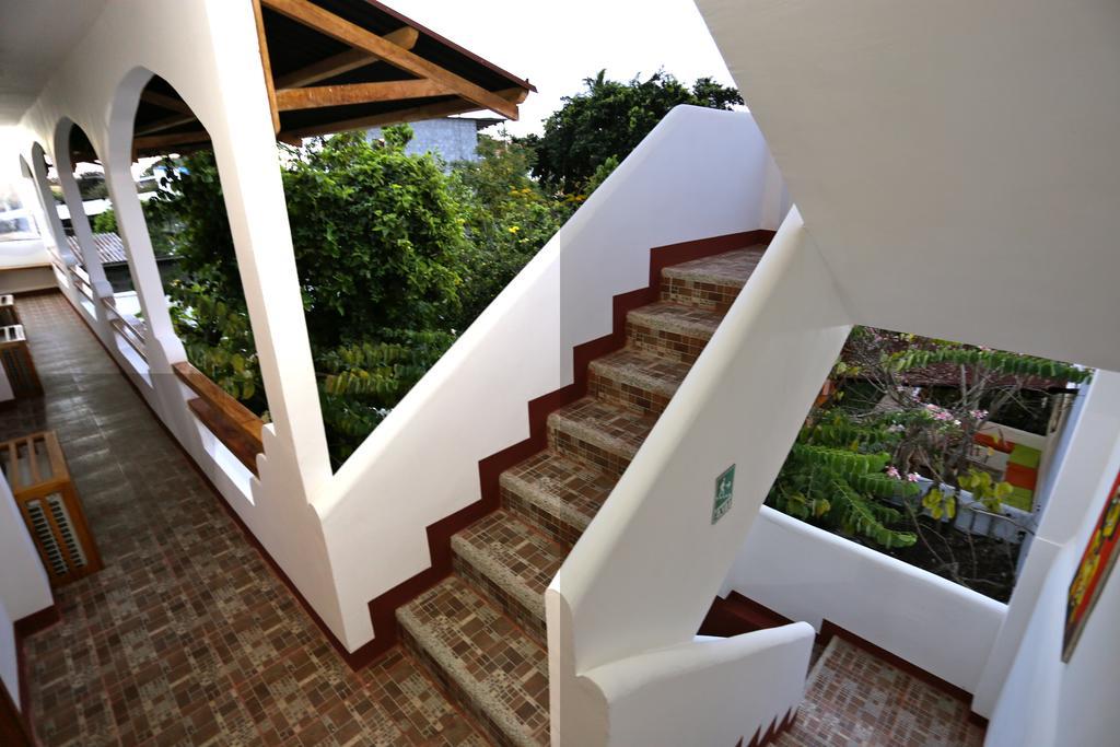 The Galapagos Pearl B&B Puerto Ayora  Zewnętrze zdjęcie