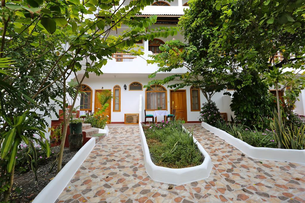 The Galapagos Pearl B&B Puerto Ayora  Zewnętrze zdjęcie