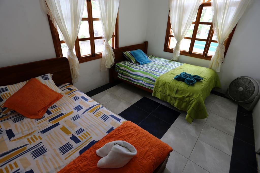 The Galapagos Pearl B&B Puerto Ayora  Zewnętrze zdjęcie