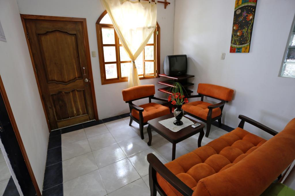 The Galapagos Pearl B&B Puerto Ayora  Zewnętrze zdjęcie