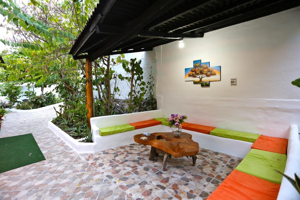The Galapagos Pearl B&B Puerto Ayora  Zewnętrze zdjęcie
