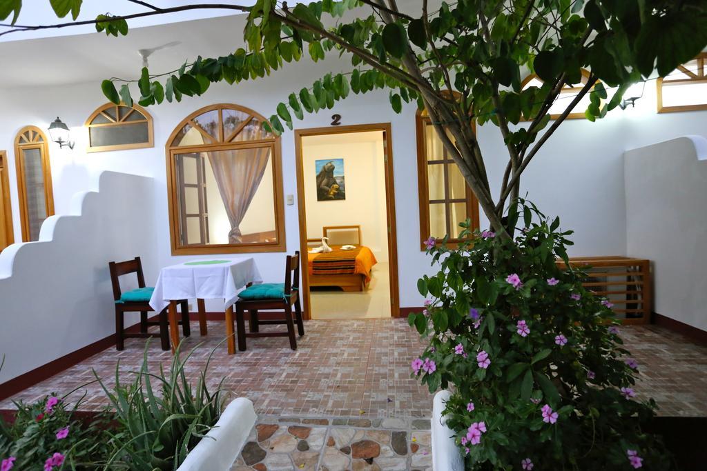 The Galapagos Pearl B&B Puerto Ayora  Zewnętrze zdjęcie