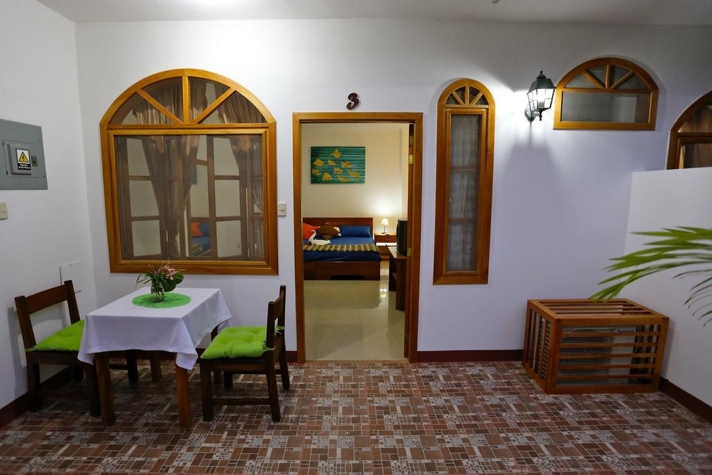 The Galapagos Pearl B&B Puerto Ayora  Zewnętrze zdjęcie