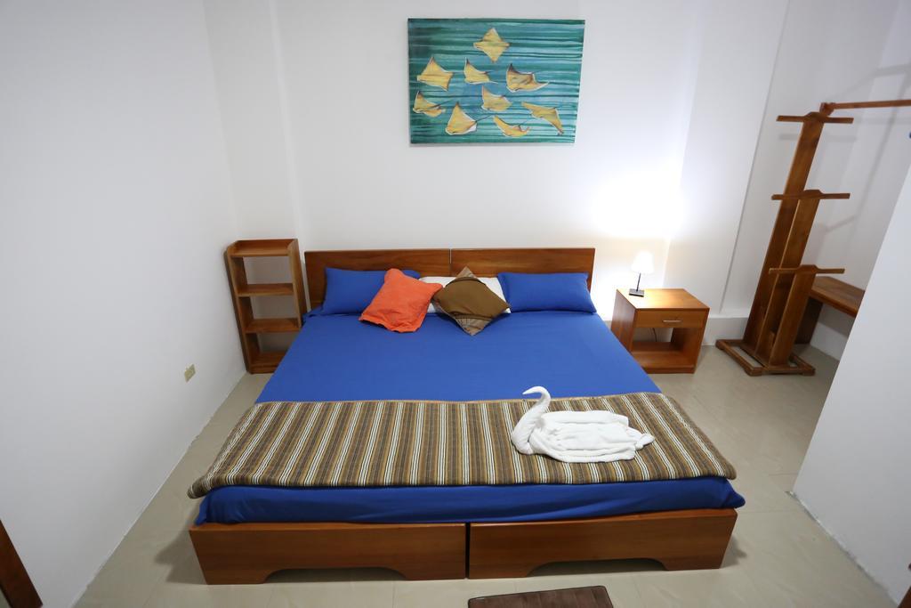 The Galapagos Pearl B&B Puerto Ayora  Zewnętrze zdjęcie