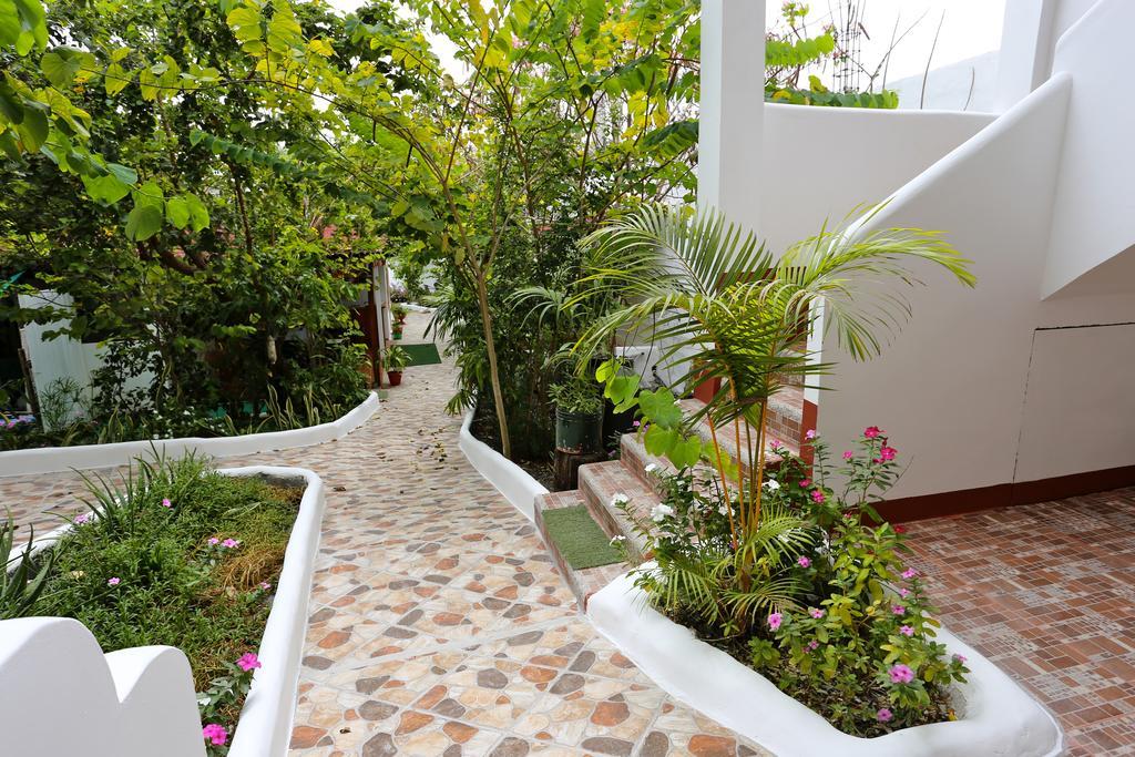 The Galapagos Pearl B&B Puerto Ayora  Zewnętrze zdjęcie