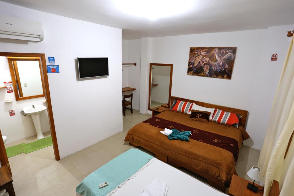 The Galapagos Pearl B&B Puerto Ayora  Zewnętrze zdjęcie