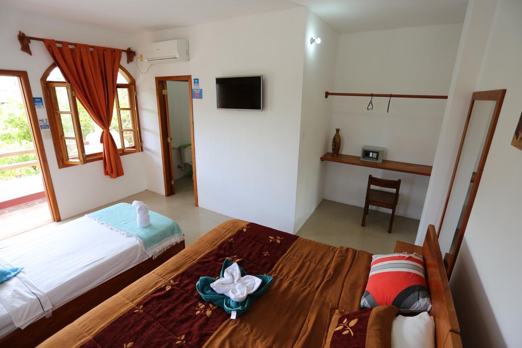 The Galapagos Pearl B&B Puerto Ayora  Zewnętrze zdjęcie